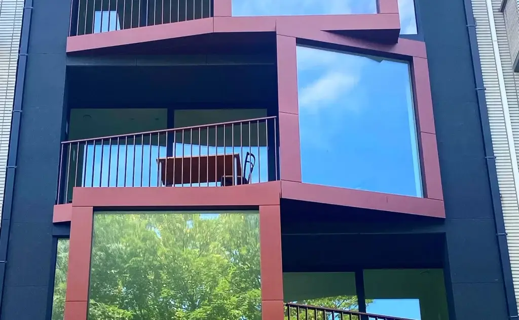 Façades en panneaux composite